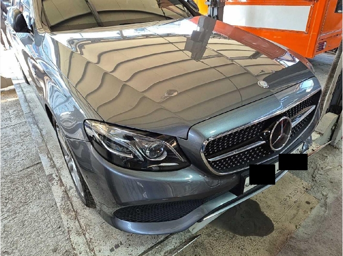 2017 Mercedes-Benz E220 d, photograph 4