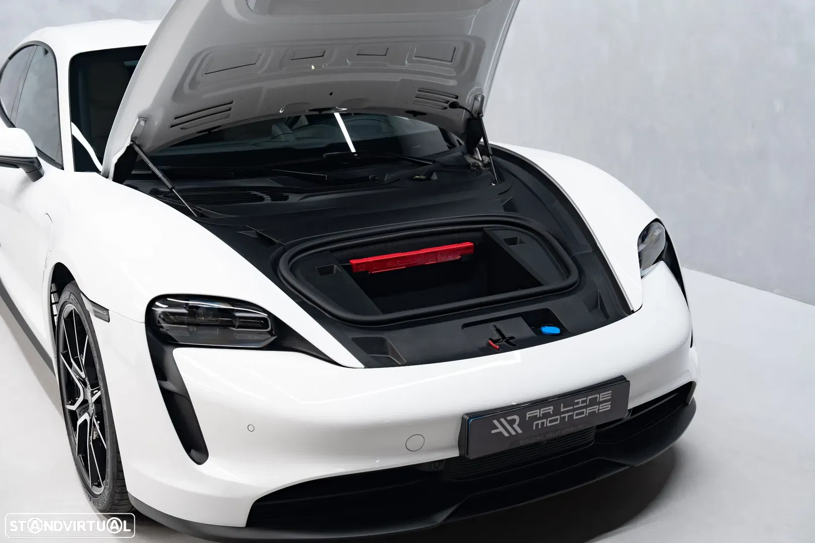 2023 Porsche Taycan Bateria Performance Plus, photograph 7