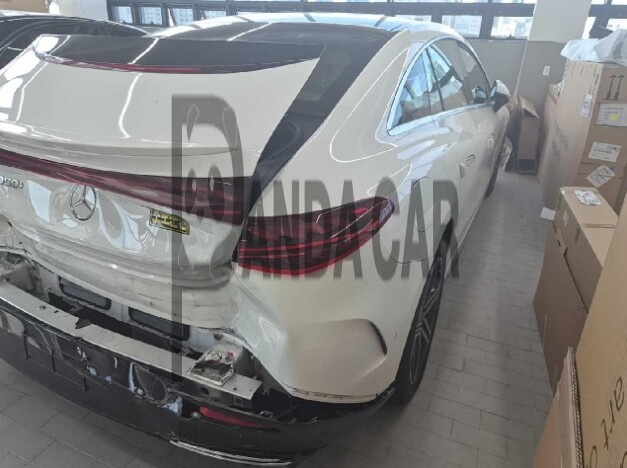 2024 Mercedes-Benz EQE 350 +, photograph 3