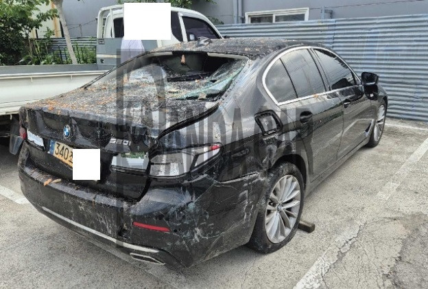 2023 BMW 520i, photograph 2