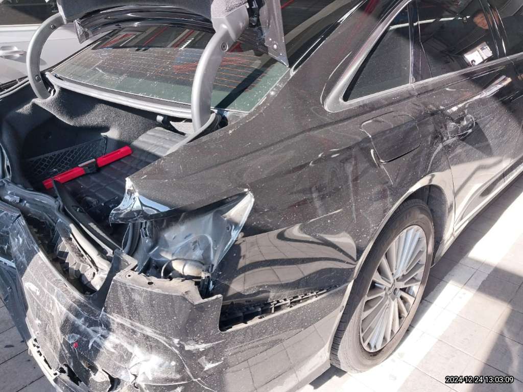 2021 Audi A6 40 TDI quattro, photograph 1