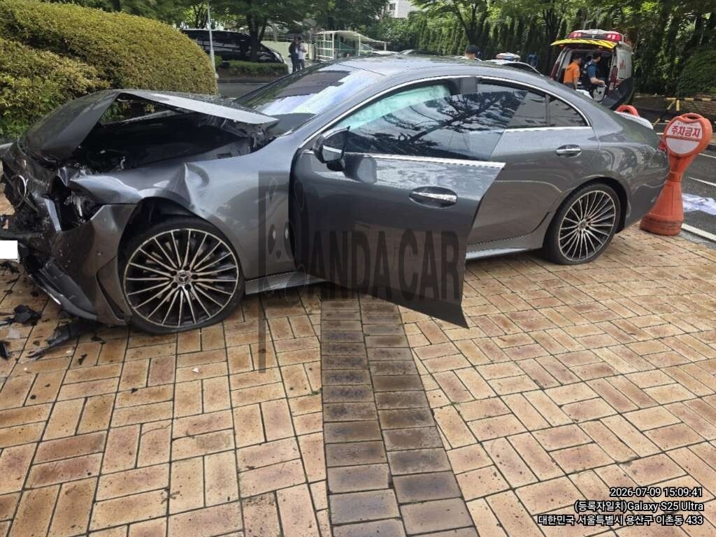 2023 Mercedes-Benz CLS450 4Matic, photograph 2