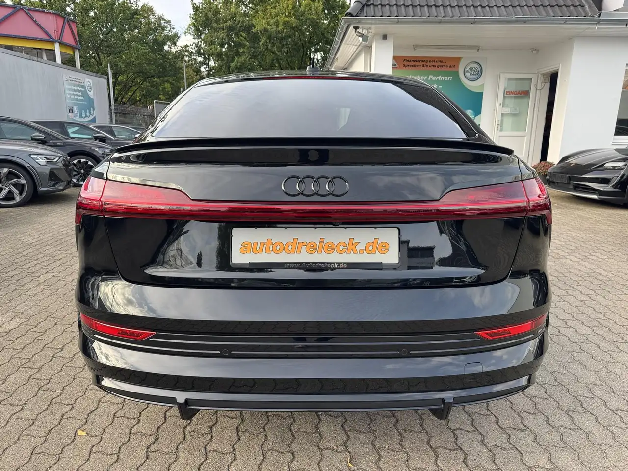 2022 Audi e-tron Sportback 50 2x S line ACC PANO S-SITZE, photograph 6