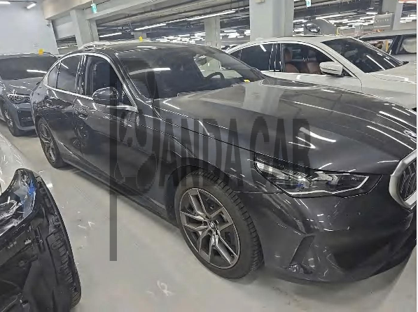 2024 BMW 520i, photograph 5