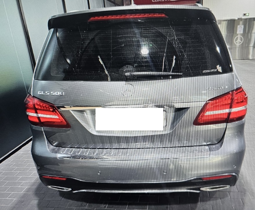 2017 Mercedes-Benz GLS500 4Matic, photograph 1