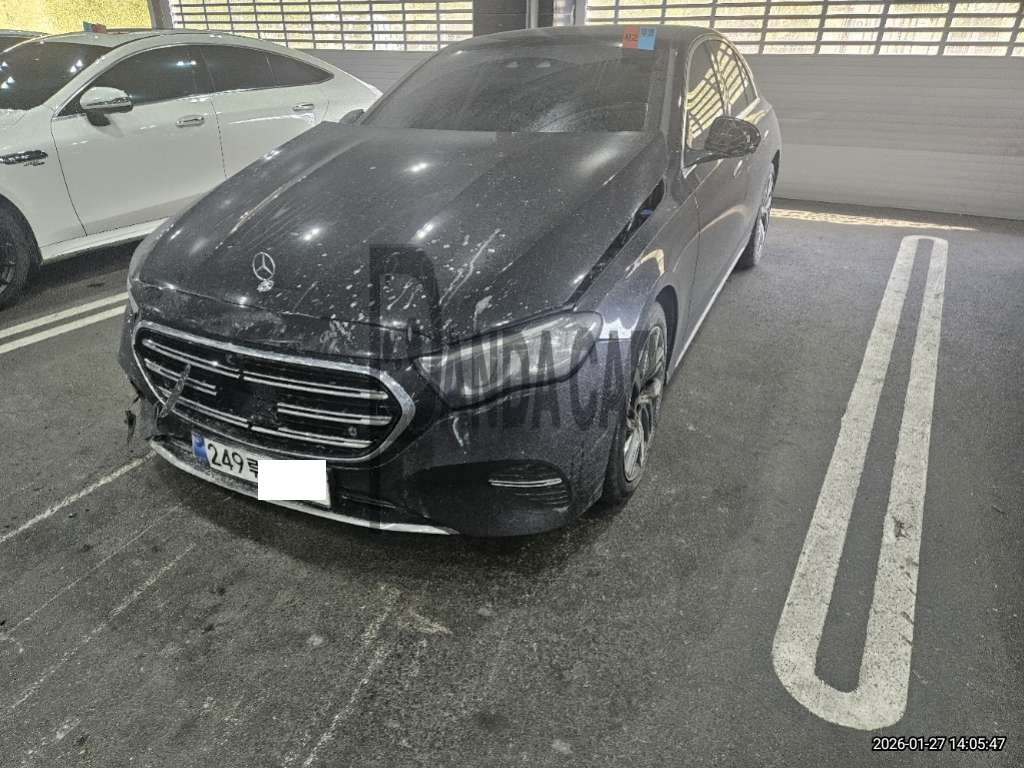 2025 Mercedes-Benz E 220 d 4MATIC, photograph 4