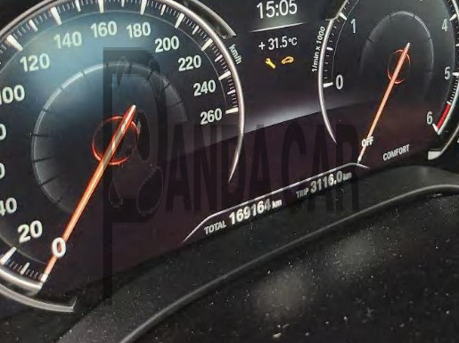 2017 BMW 520d, photograph 2