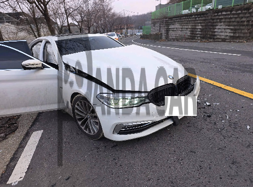 2018 BMW 520d xDrive, photograph 2