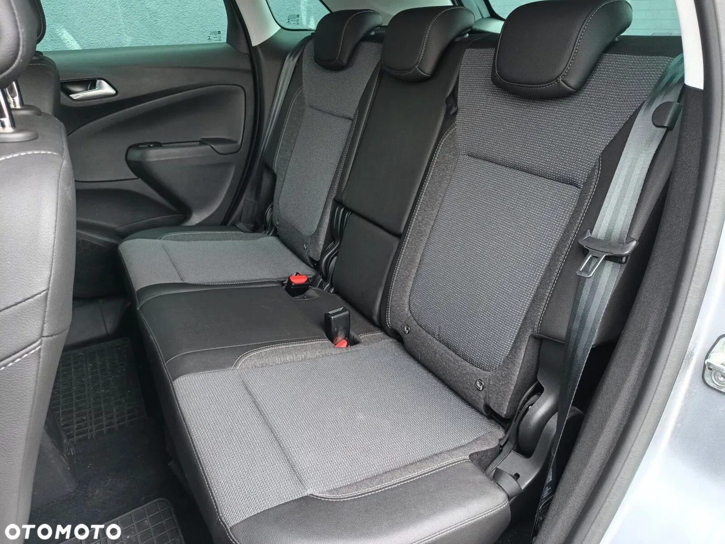 2022 Opel Crossland 1.2 T Elegance, photograph 12