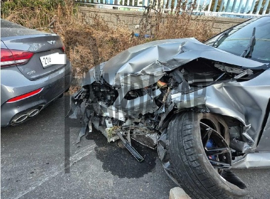 2024 BMW M2, photograph 3