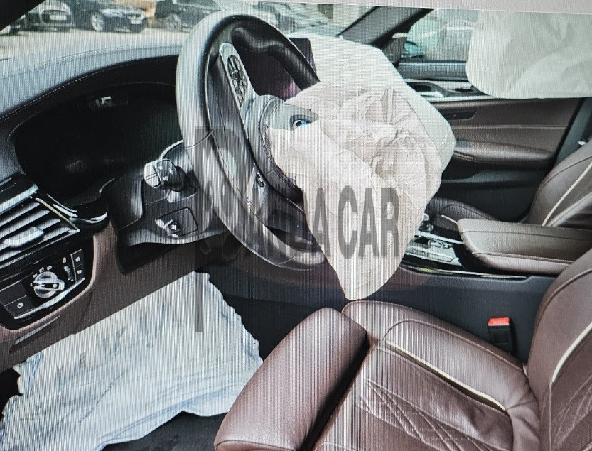 2021 BMW 530i xDrive, photograph 5