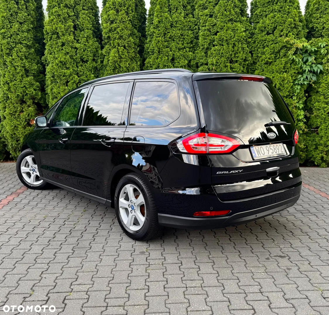 2015 Ford Galaxy 2.0 TDCi Trend, photograph 2