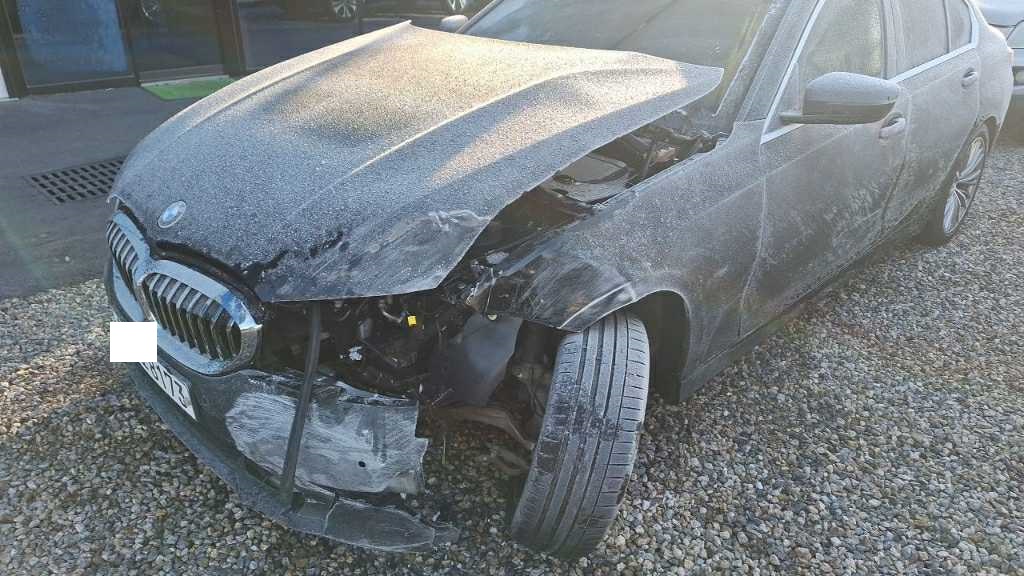 2021 BMW 320i, photograph 4