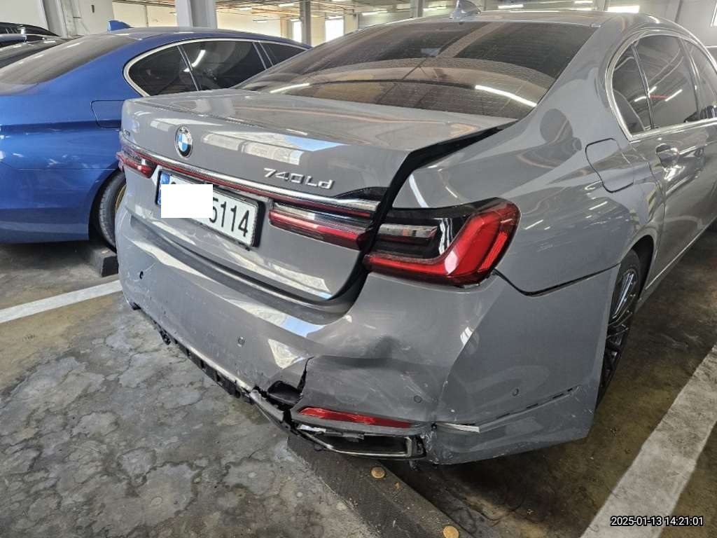 2020 BMW 730Ld xDrive Design Pure Excellence, photograph 5