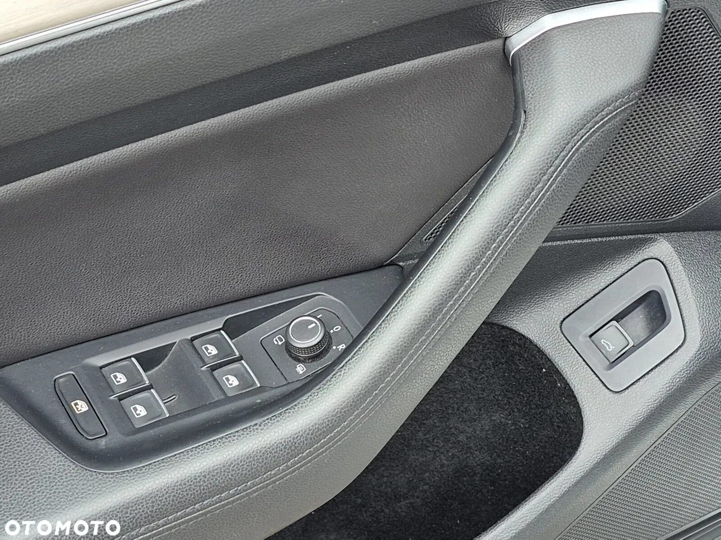 2015 Volkswagen Passat Variant 1.8 TSI BMT Highline DSG, photograph 11