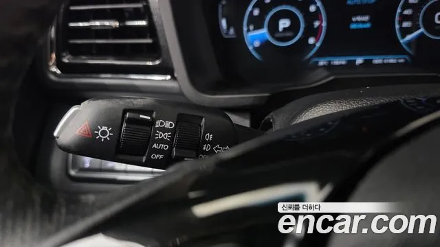 2022 KG_Mobility_Ssangyong TIBOLI 1.5 Upbeat 2WD, photograph 10