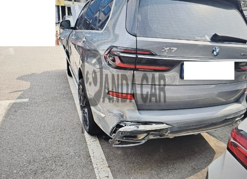 2023 BMW X7 xDrive40d, photograph 1