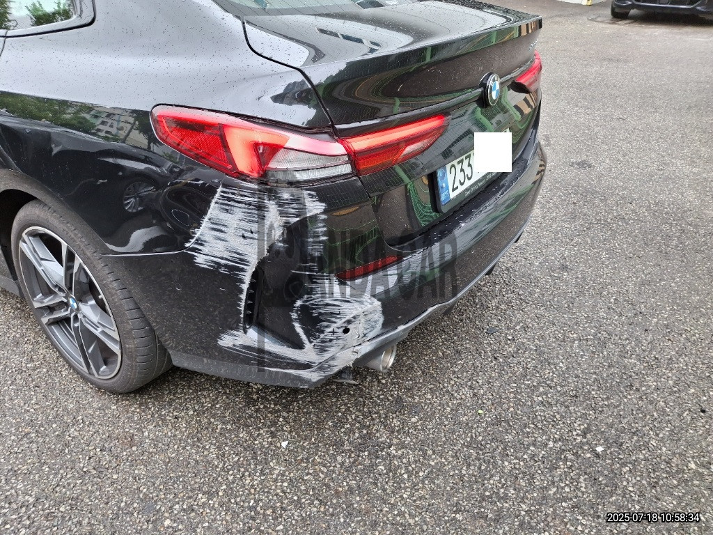 2021 BMW 220i Gran Coupe, photograph 5