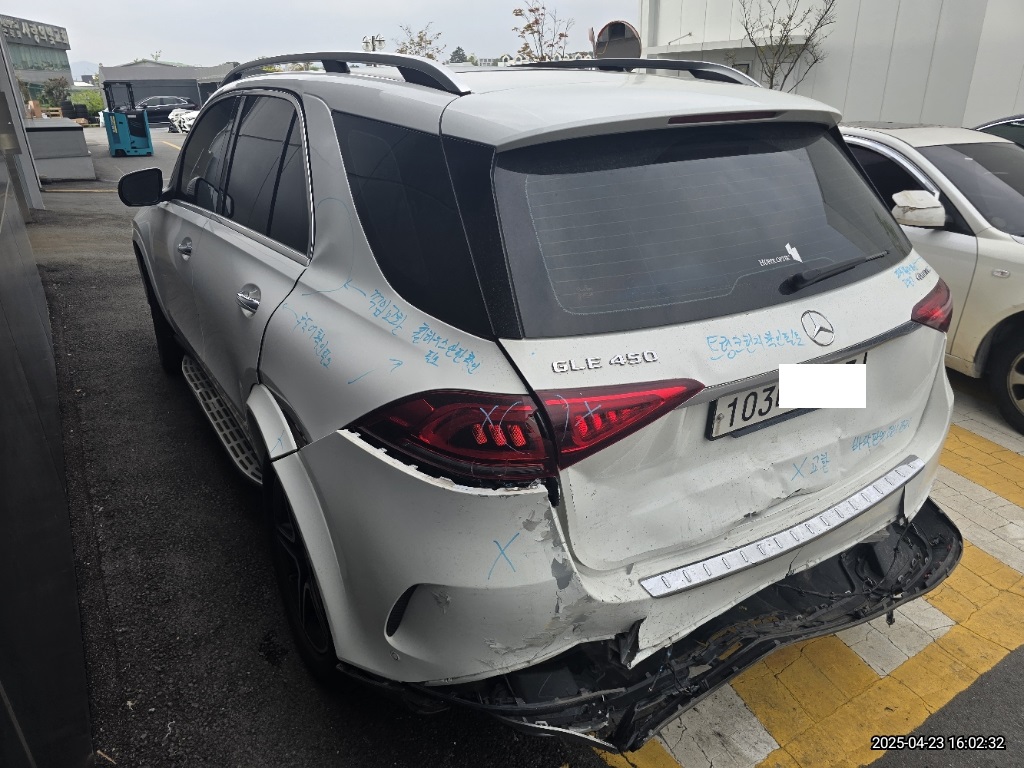2020 Mercedes-Benz GLE 450 4MATIC, photograph 4