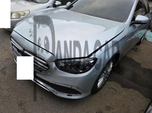 2021 Mercedes-Benz E250, photograph 3