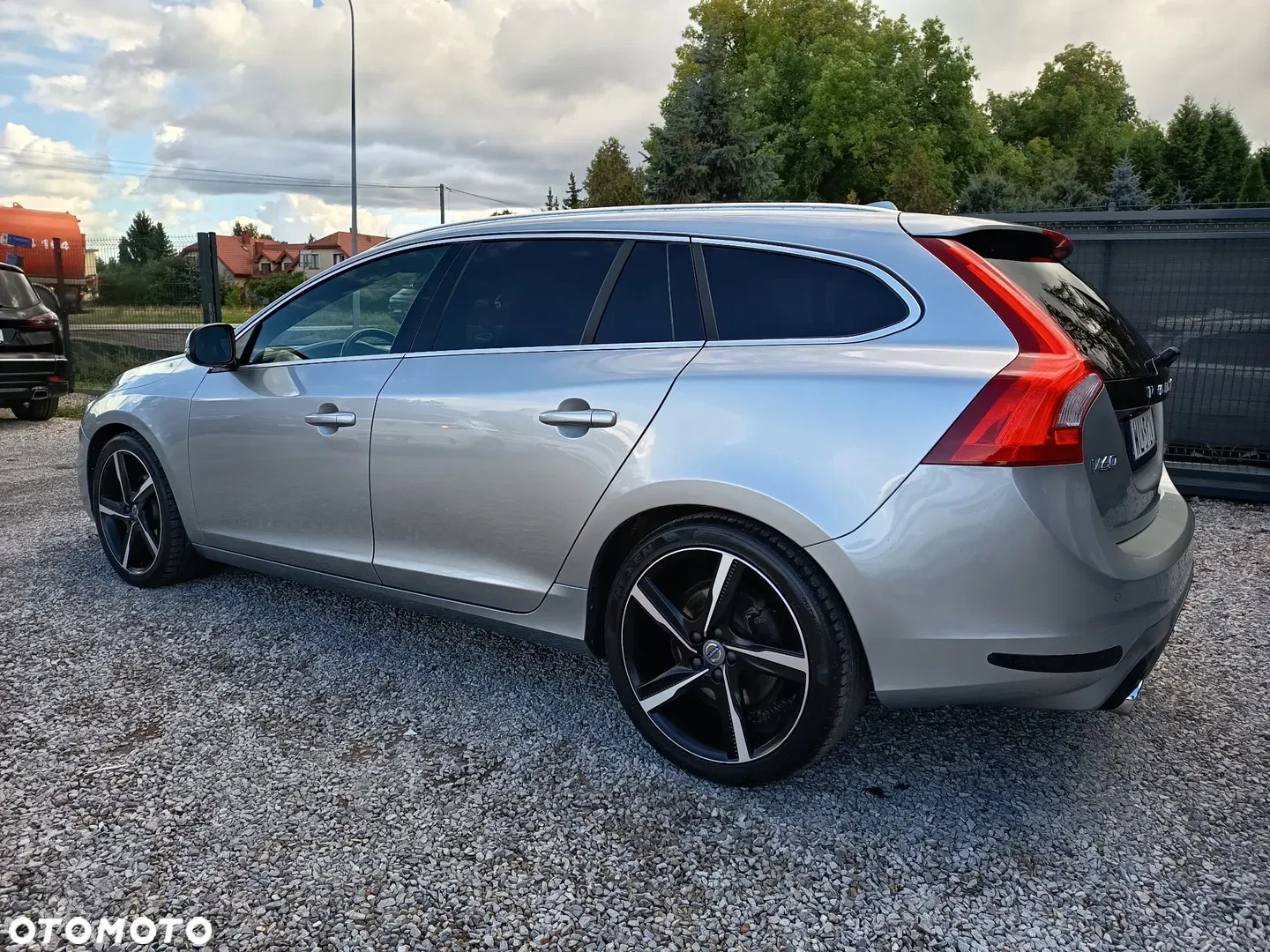 2016 Volvo V60 D4 Geartronic RDesign, photograph 5