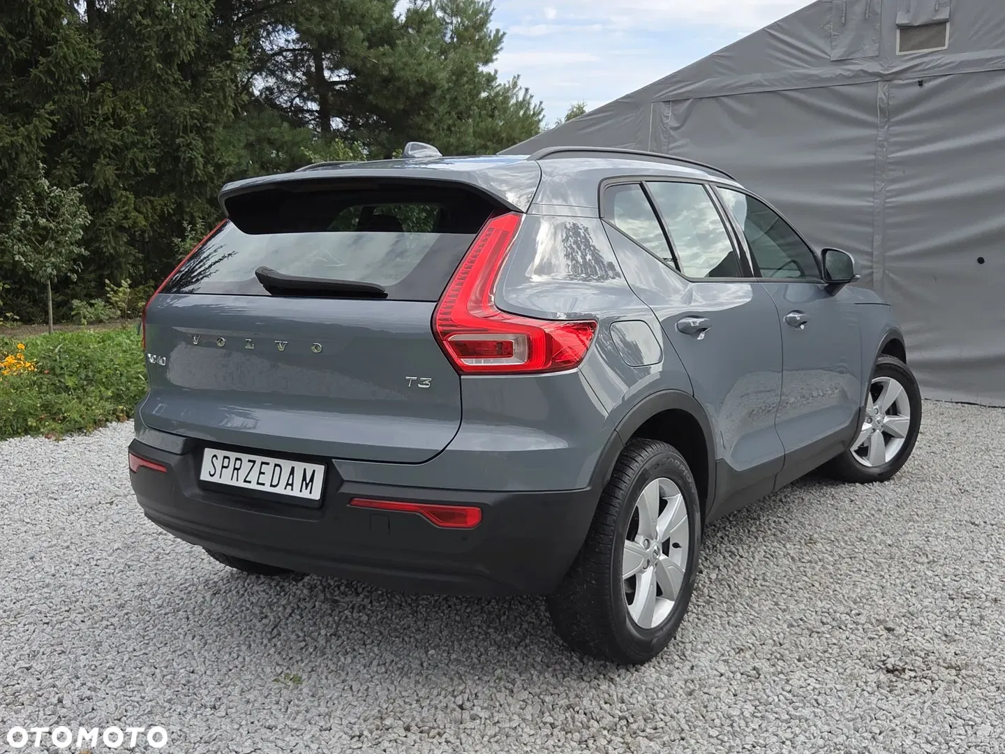 2019 Volvo XC 40 T3 Momentum Core, photograph 4