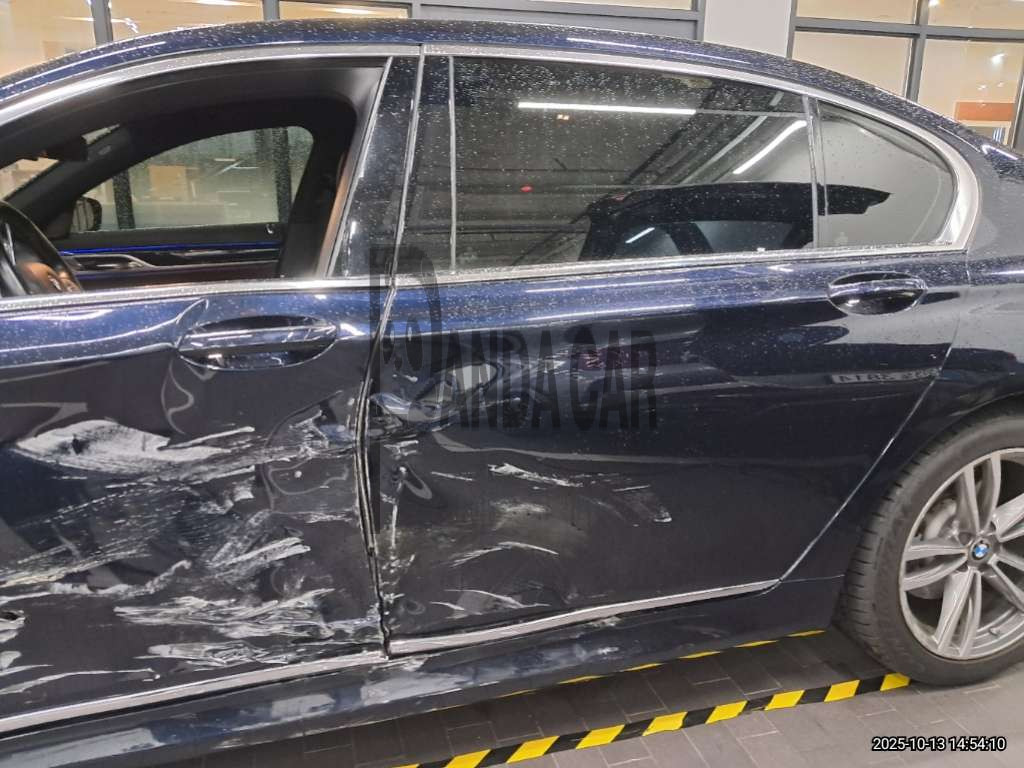 2018 BMW 740Li xDrive, photograph 2