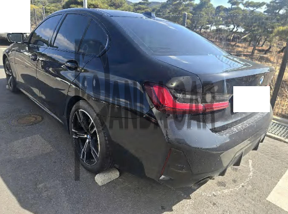 2025 BMW 320i, photograph 3