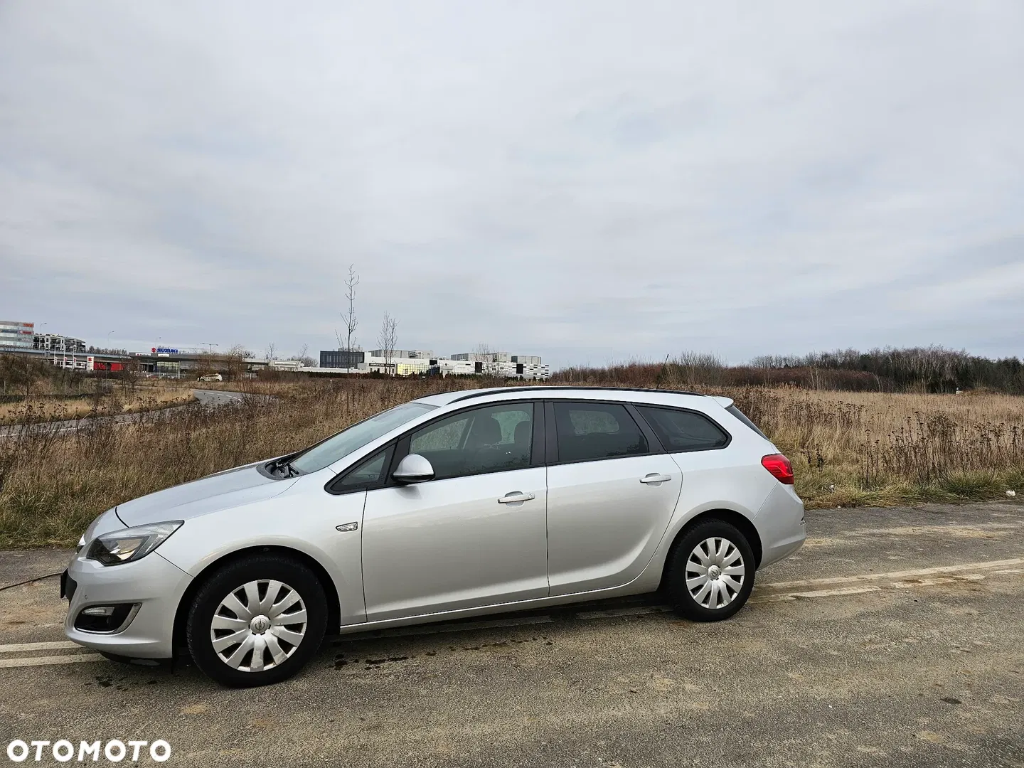 2013 Opel Astra 1.4 T Active, photograph 3
