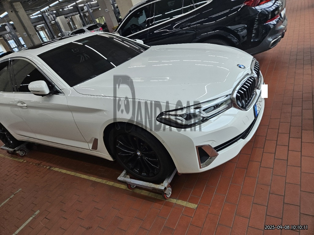 2022 BMW 520i, photograph 4