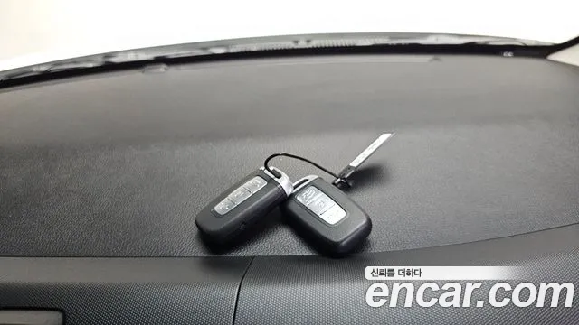 Kia RAY Luxury — photo 1 of 30