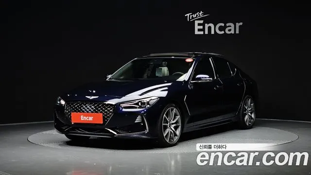 Genesis G70 2.0T AWD — photo 1 of 34