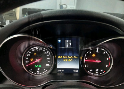 2017 Mercedes-Benz C220 d, photograph 4