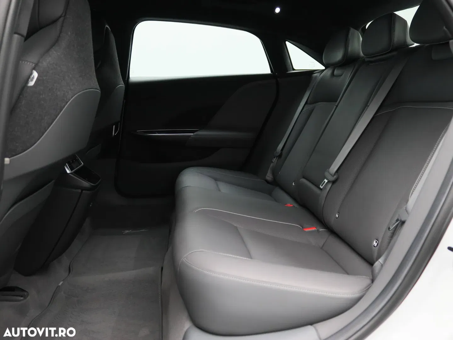 2024 Lucid Air AWD Touring, photograph 12