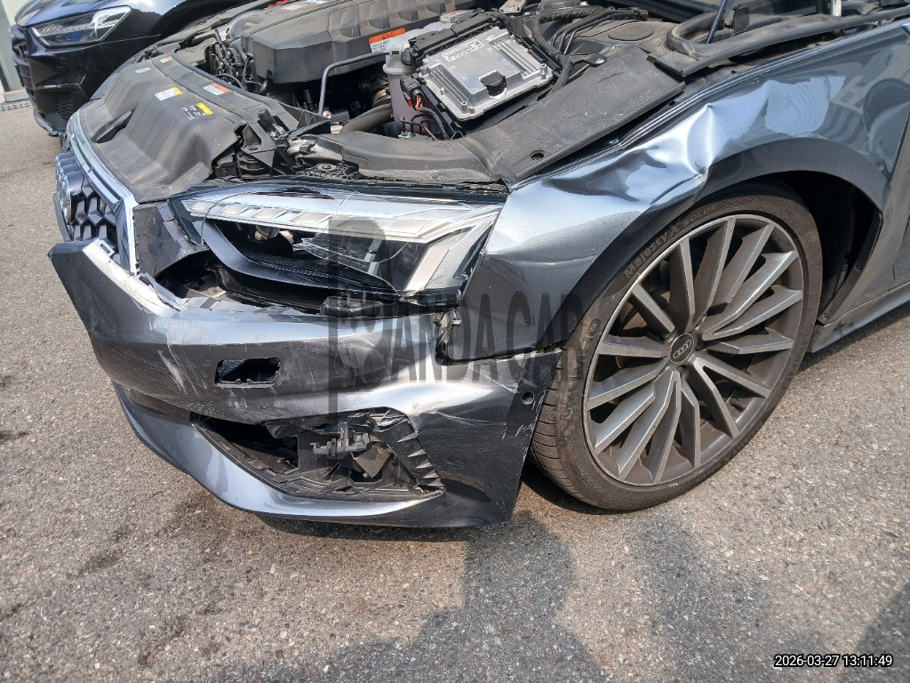 2023 Audi A5 Sportback 40 TFSI quattro, photograph 2
