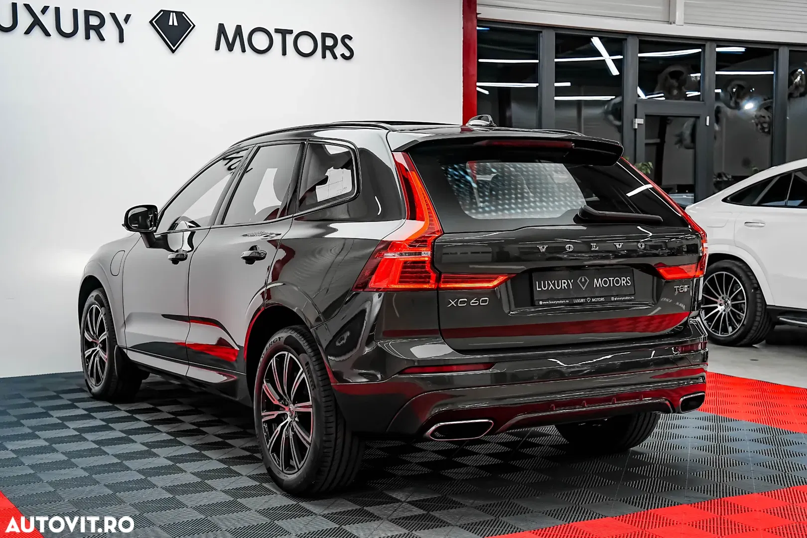 2020 Volvo XC 60 T8 Twin Engine AWD Geartronic RDesign, photograph 7