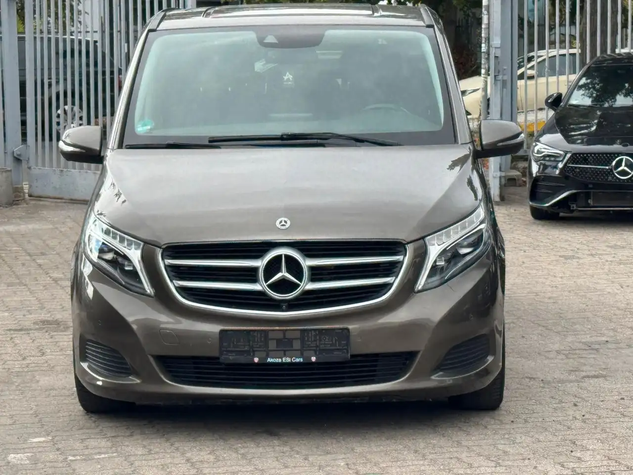 2015 Mercedes-Benz V 220 CDI Lang Avantgarde Sport 7G/360°LED/7Sitz, photograph 2