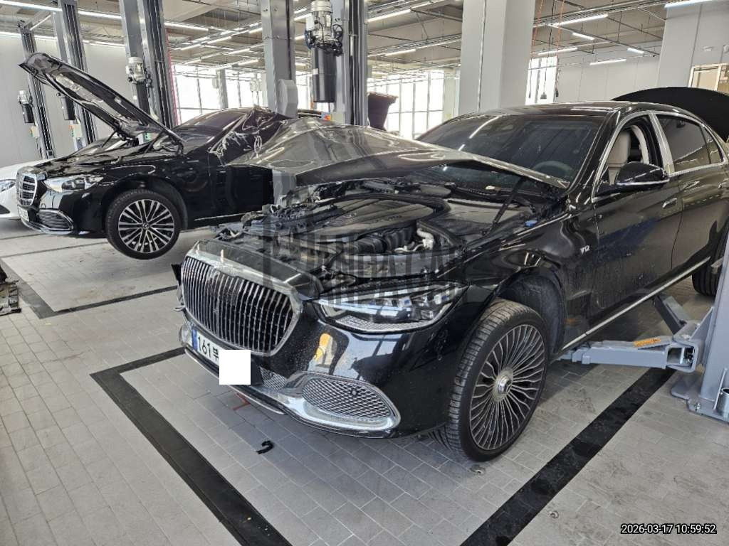 2023 Mercedes-Benz Mercedes-Maybach S680 4MATIC, photograph 5