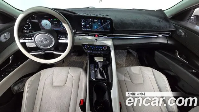 2020 Hyundai AVANTE Inspiration, photograph 9