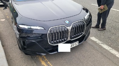 2024 BMW 740i xDrive, photograph 5