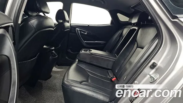 2013 Hyundai Grandeur HG300 Exclusive, photograph 6