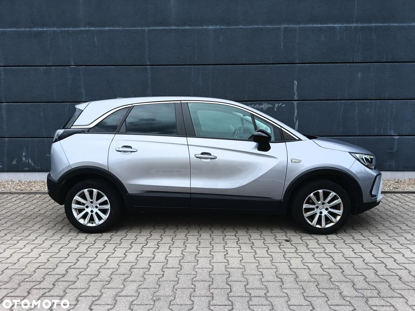 2022 Opel Crossland 1.2 T Elegance, photograph 6
