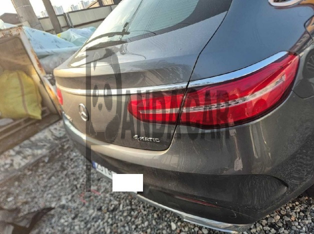 2018 Mercedes-Benz GLE350 d 4Matic Coupe, photograph 3