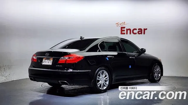2013 Hyundai Genesis 3.8 Exported, photograph 4