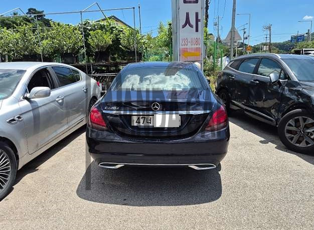 2019 Mercedes-Benz C220 d, photograph 1