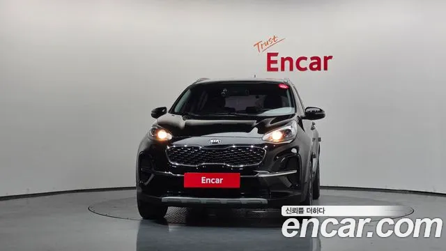 Kia Sportage Diesel 2.0 2WD — photo 1 of 33