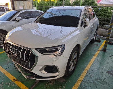 2020 Audi Q3 35 TDI, photograph 1
