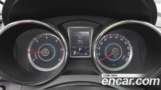 2017 KG_Mobility_Ssangyong TIBOLI Diesel RX 2WD, photograph 7