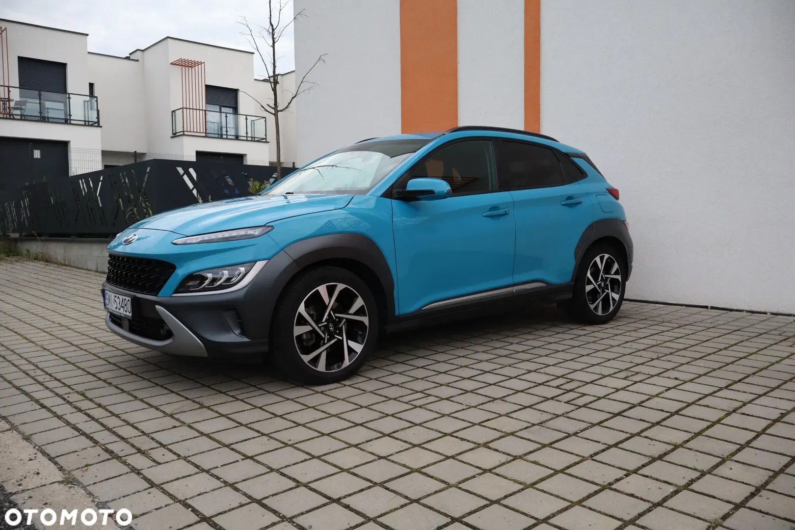 Hyundai Kona 1.6 T-GDI Premium DCT — photo 1 of 16