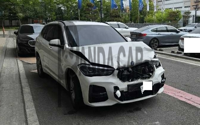 2020 BMW X1 xDrive20i M Sport Package, photograph 1
